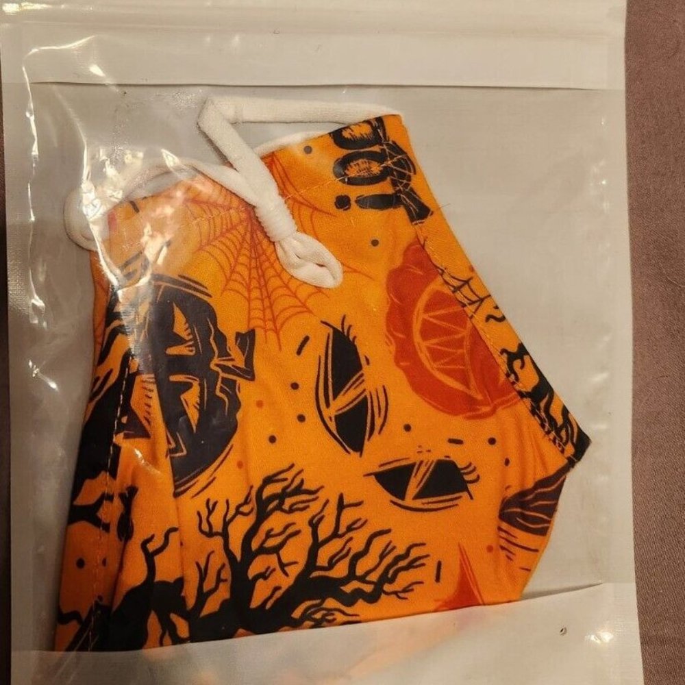 5 Fabric Face Mask Halloween Lot Orange Pumpkin, BOO, Skull, Bats, Cats - Picture 6 of 6